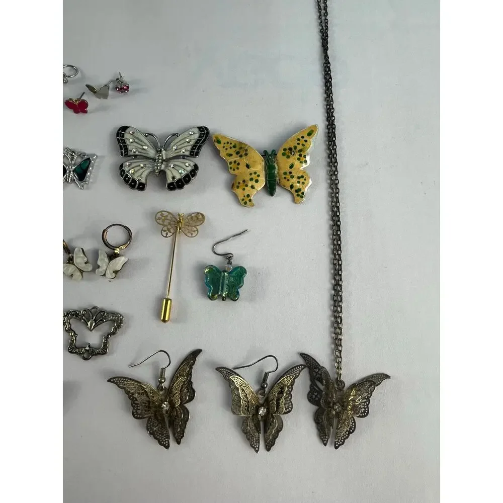 VTG Y2K Modern Butterfly Jewelry Lot Earrings Brooches Pendants Craft Lot